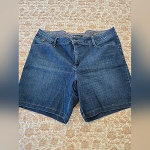 Lee Chino Jean Shorts, 14